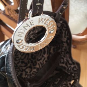 Soft patent leather Nine West shopper/pocketbook